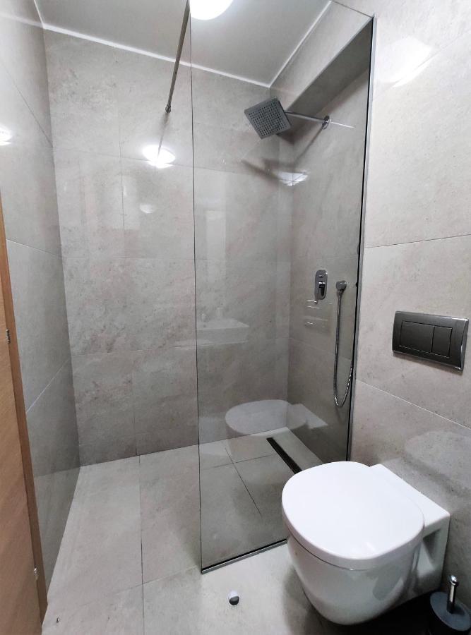 Kala Rooms & Suites Budva Buitenkant foto