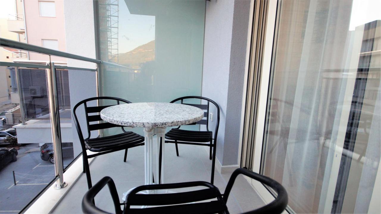 Kala Rooms & Suites Budva Buitenkant foto