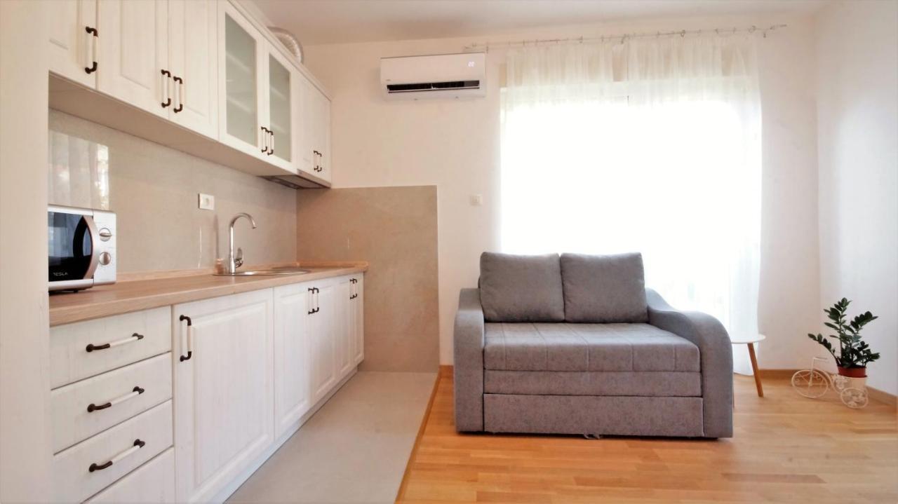Kala Rooms & Suites Budva Buitenkant foto