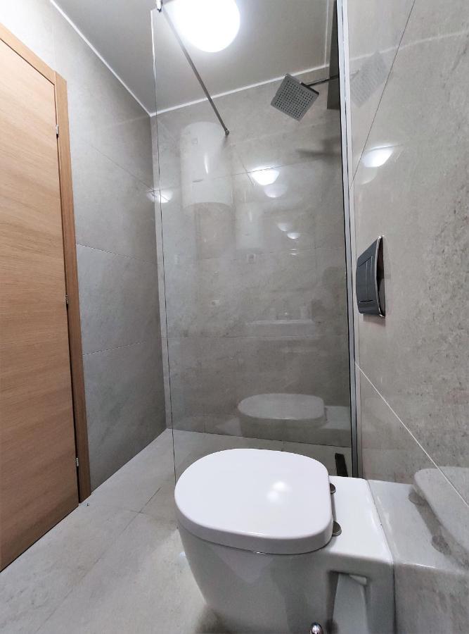 Kala Rooms & Suites Budva Buitenkant foto